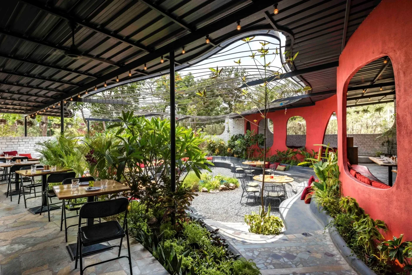 Garden restaurant design & build