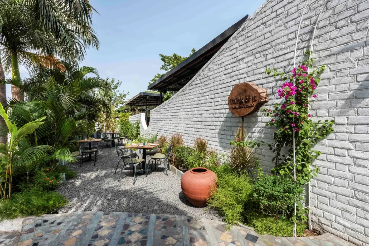 Garden restaurant design & build