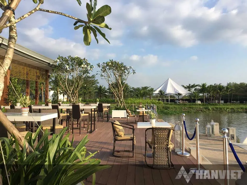 Thi công nội thất showroom Swanbay Đại Phước